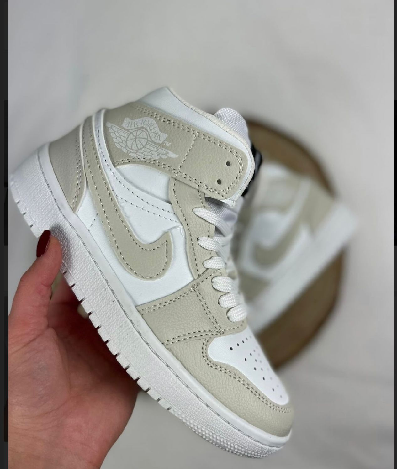 AJ1 Mid Linen