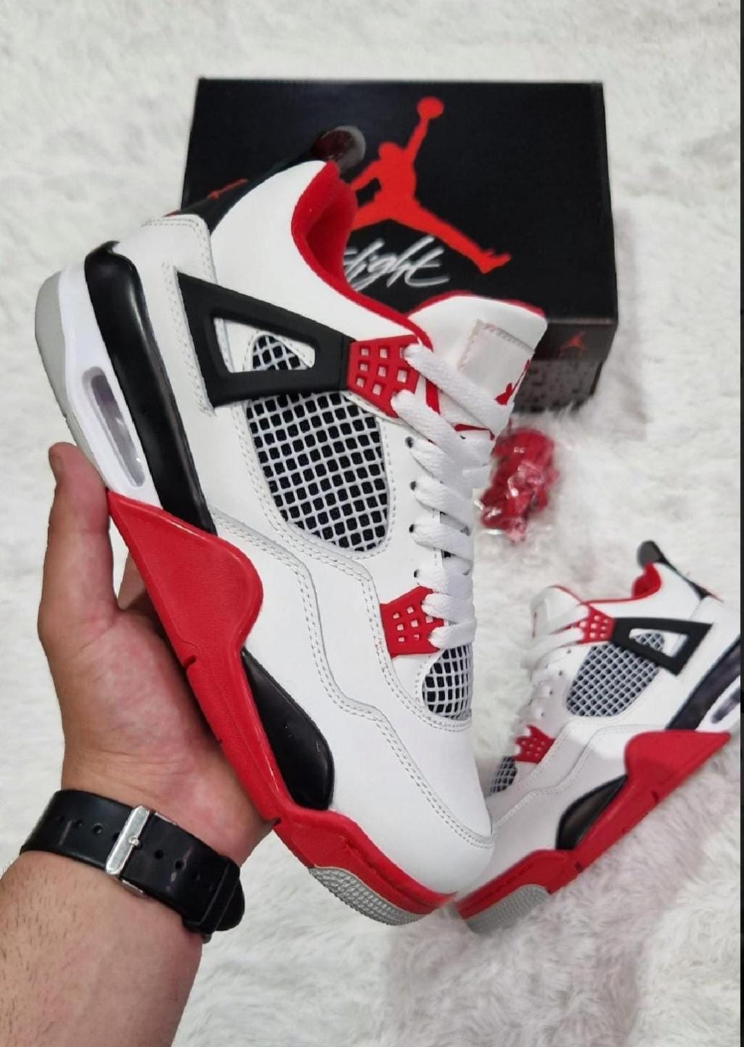 AJ4 Red Fire