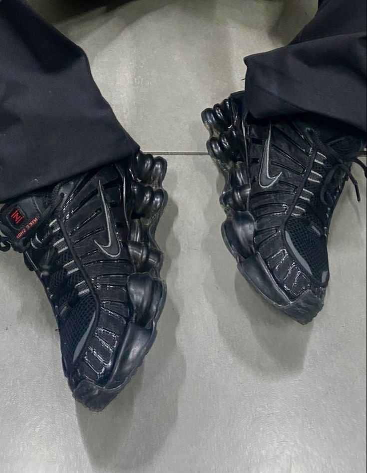 Shox TLBlack