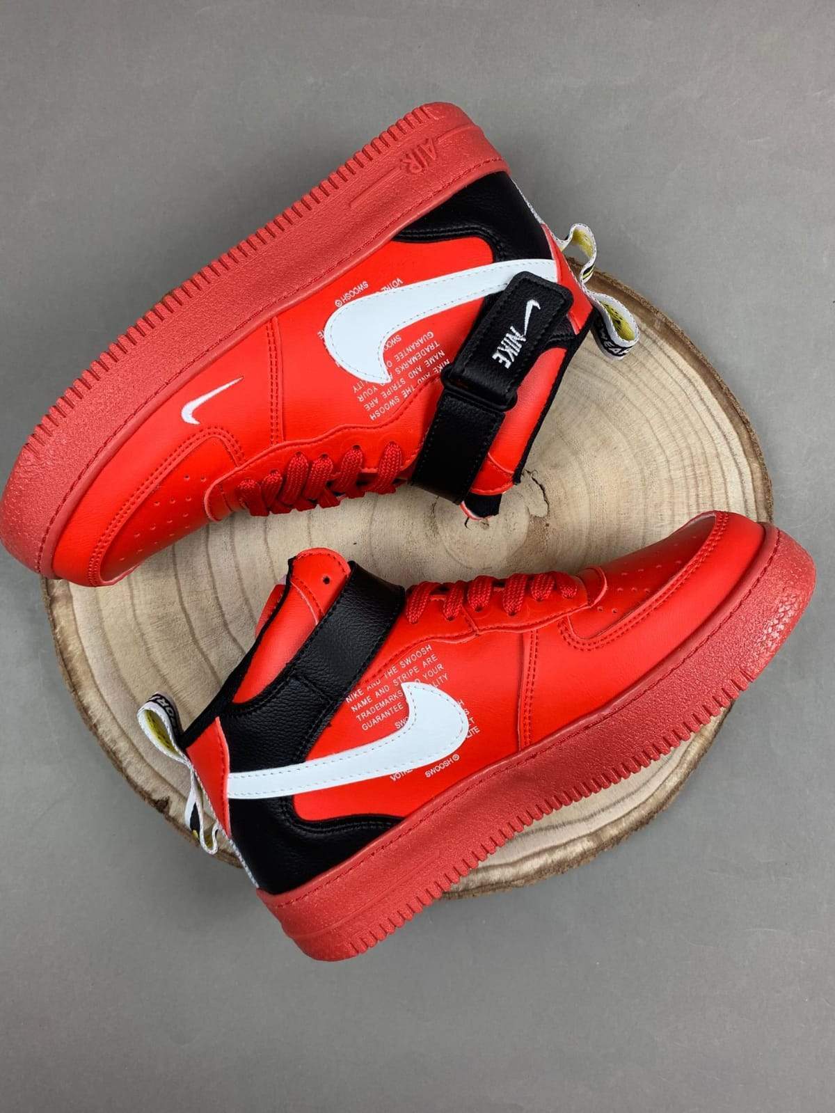 AF1 Mid Utility University Red