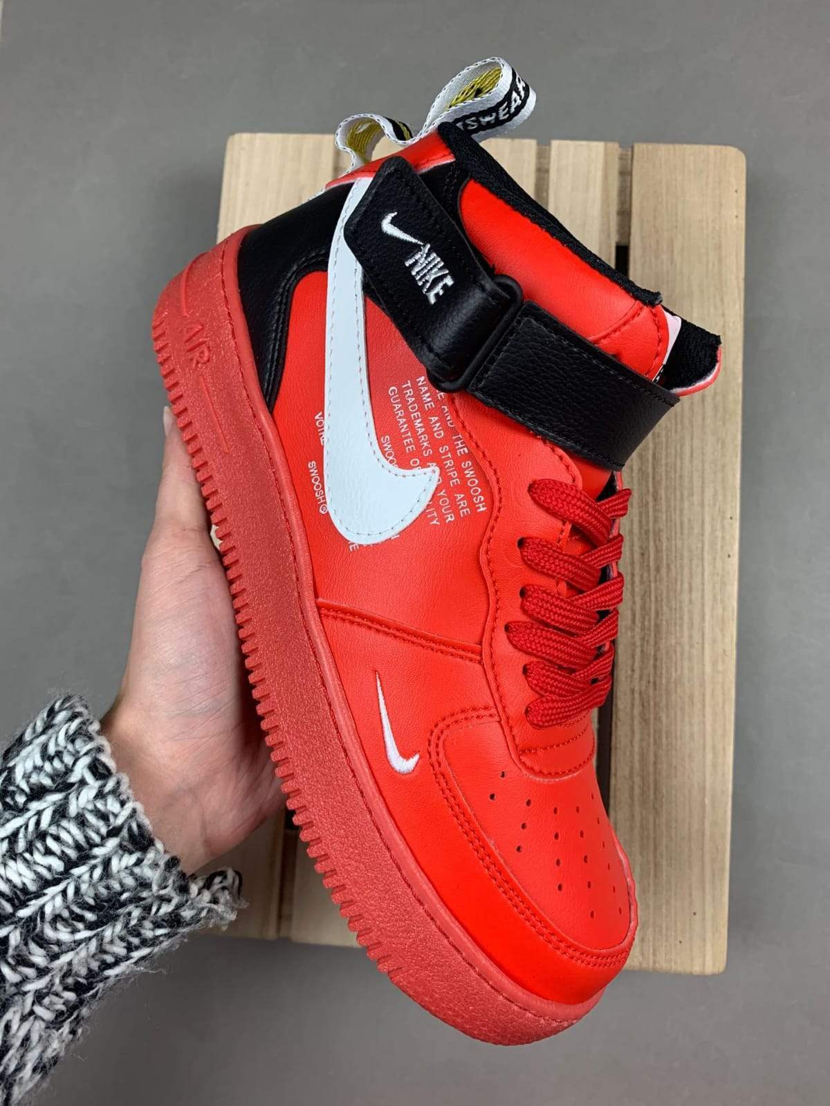AF1 Mid Utility University Red