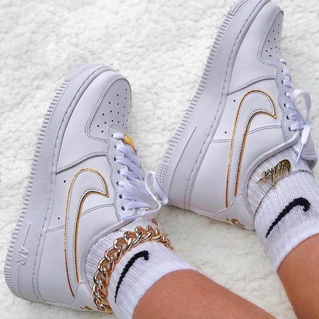 AF1 Gold