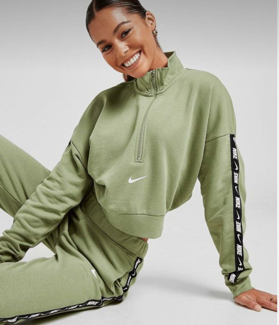 Conjunto NK Mujer B "Green"