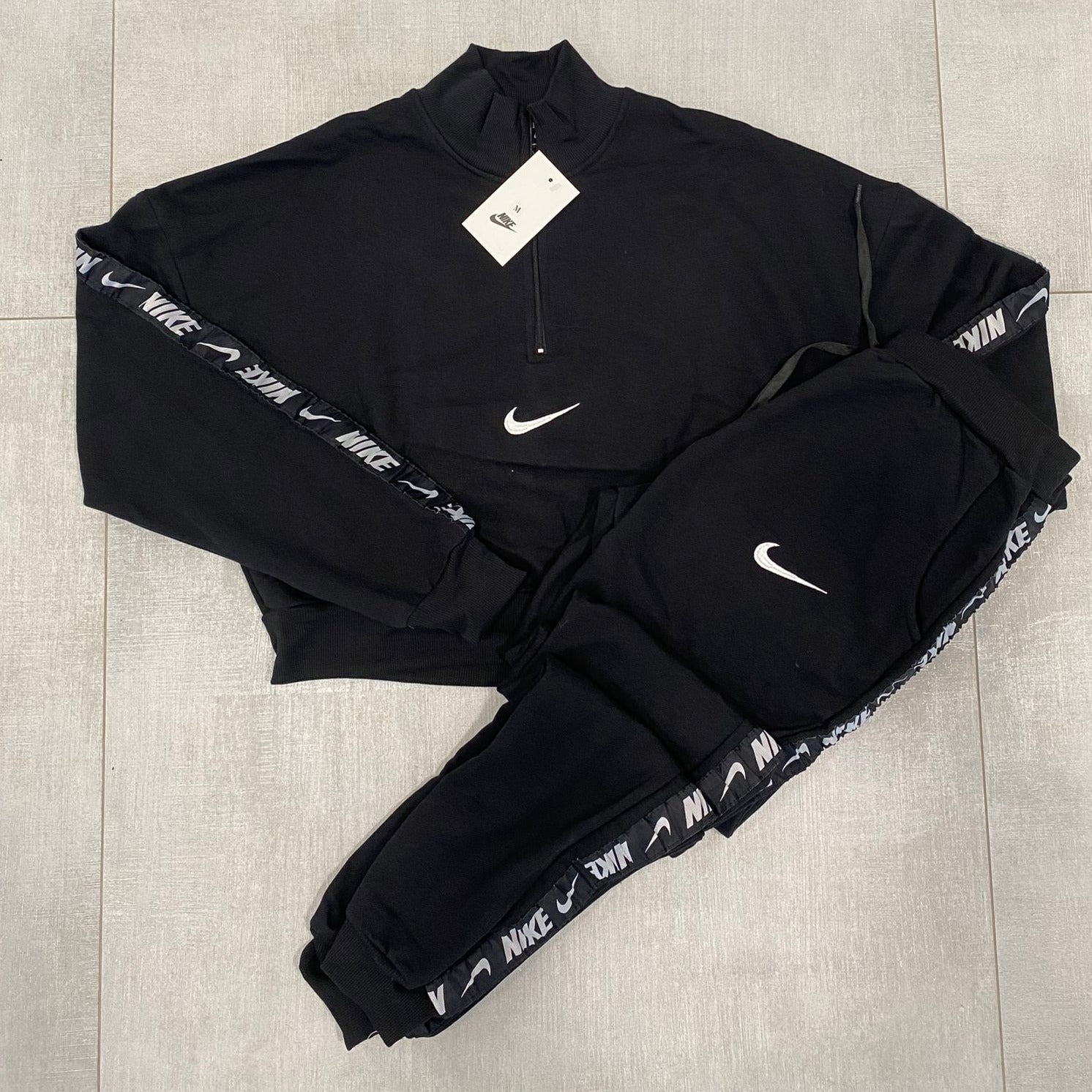 Conjunto NK Mujer B "Black"