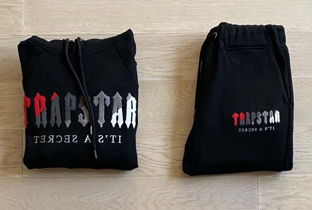 TRPSTR London "2K23" Black